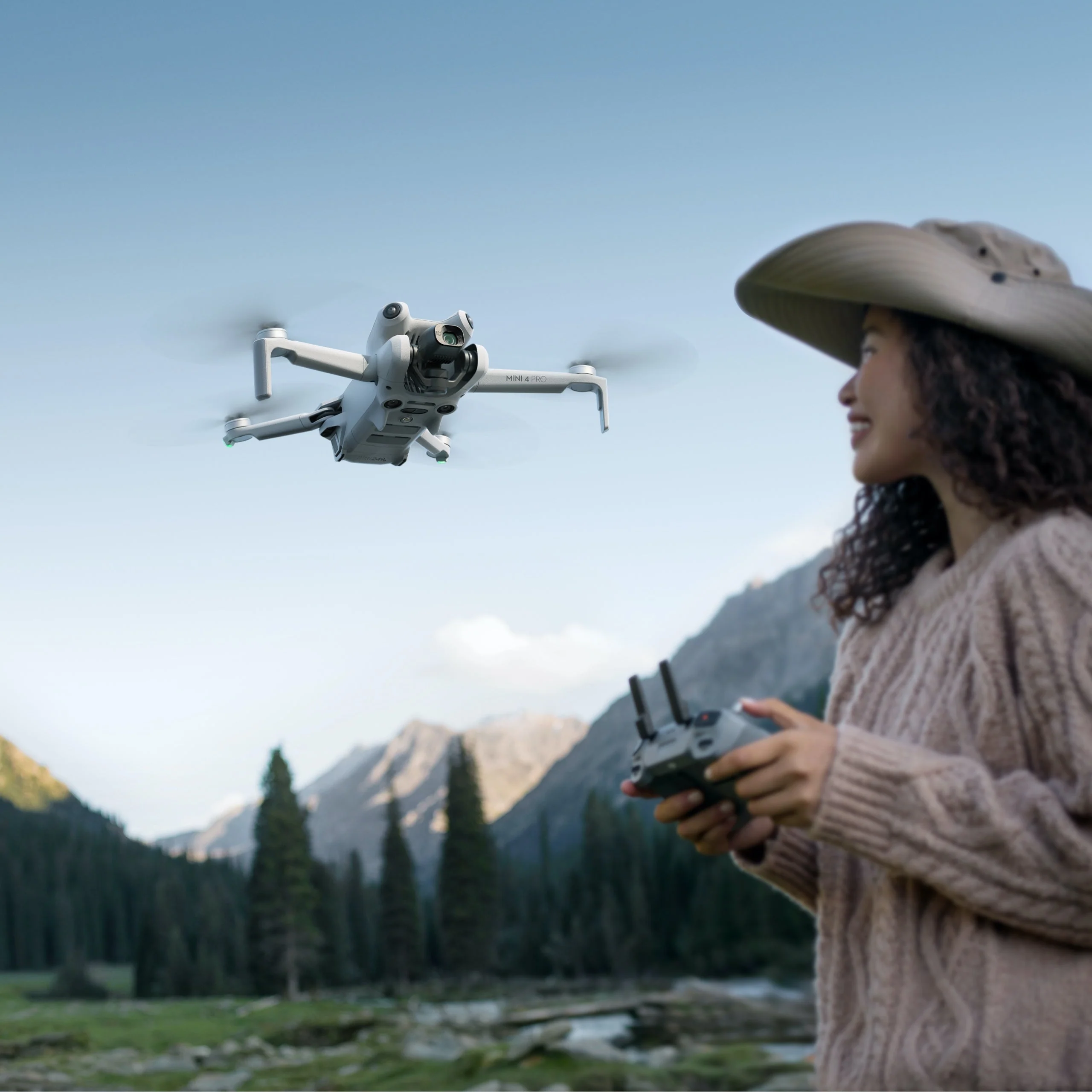 DJI Mini 4 Pro Fly More Combo Plus（DJI RC 2） - Image 3